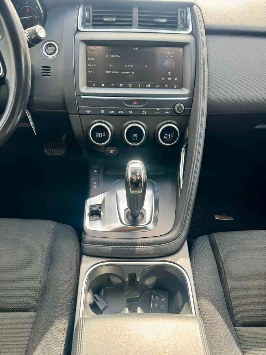 Jaguar E-Pace 2.0D 150 CV AWD aut. R-Dynamic