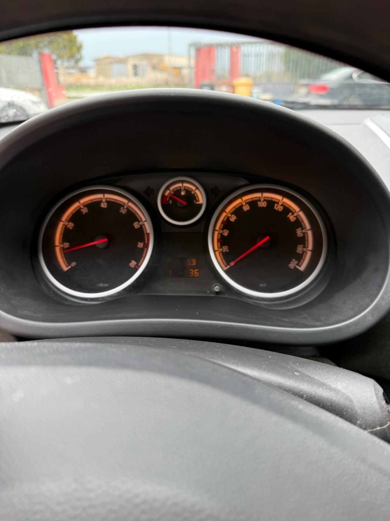 Opel Corsa 1.2 5 porte TECH Enjoy GPL CASA MADRE