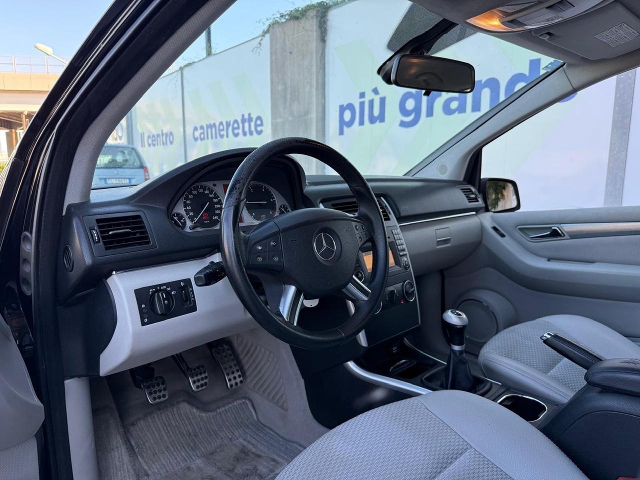 Mercedes-benz B 180 CDI Premium 109cv in perfette condizioni