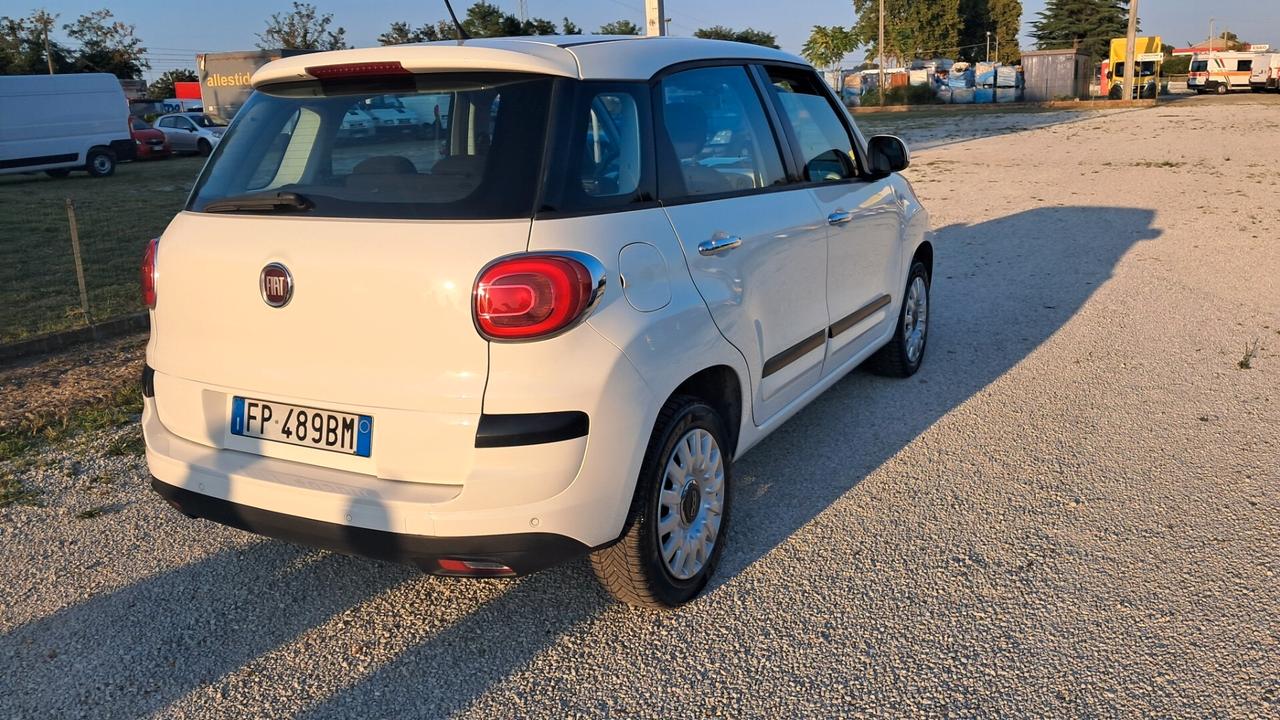 Fiat 500L 0.9 TwinAir Turbo Natural Power Pop Star