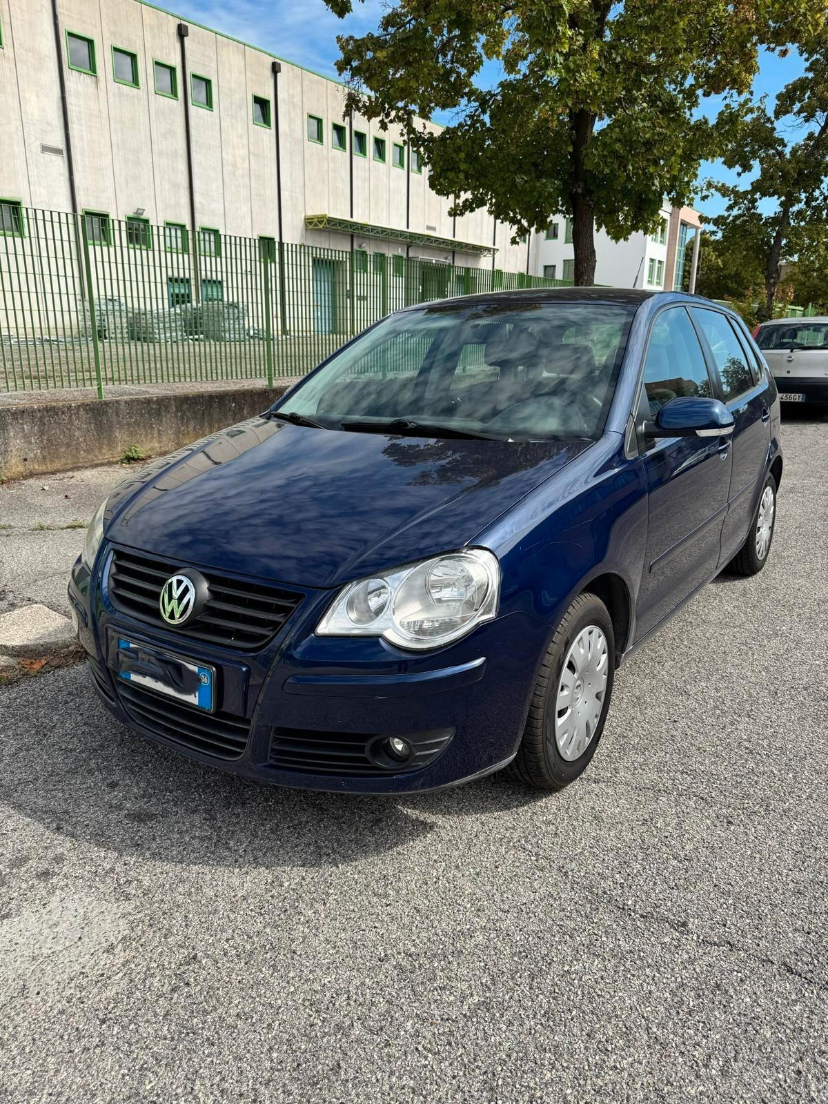 Volkswagen Polo 1.2 5p. Trendline