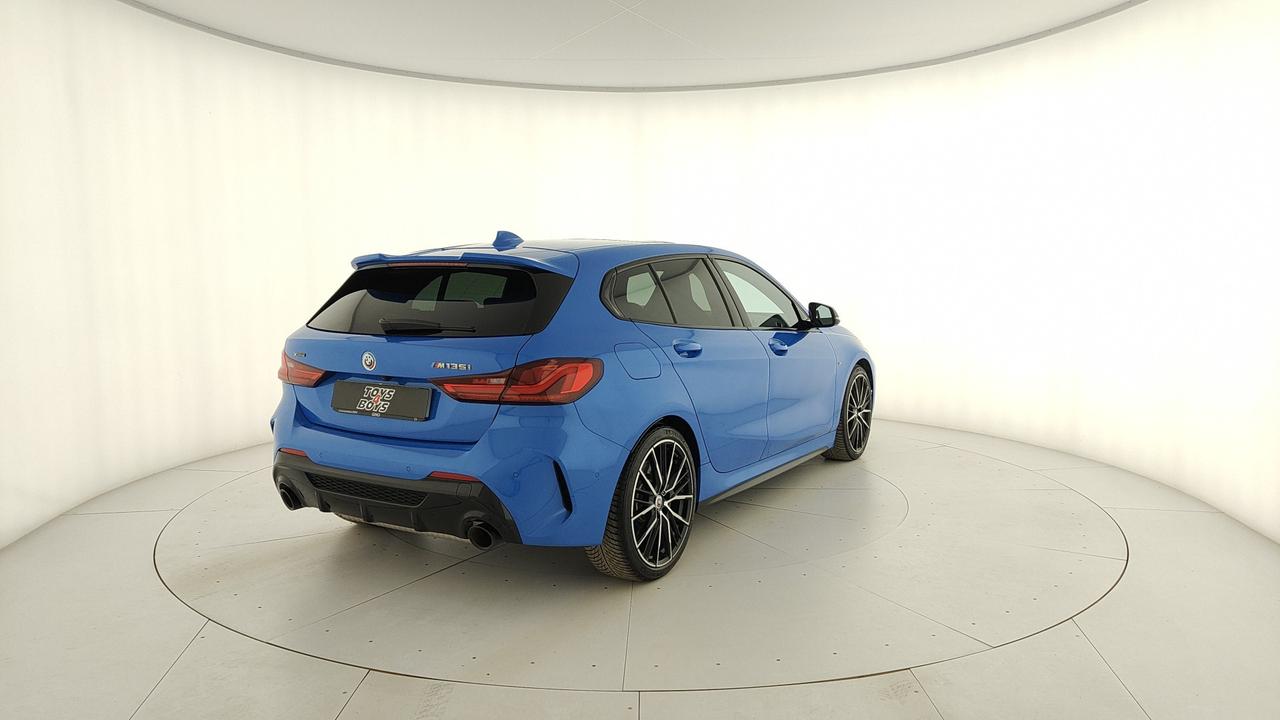 BMW Serie 1 F40 - M 135i xdrive auto