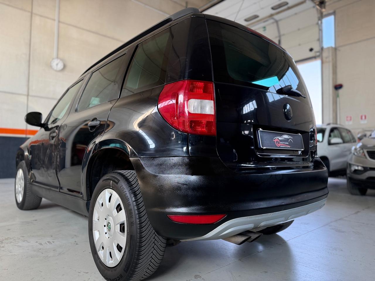 Skoda Yeti 1.2 TSI Active NEOPATENTATI CARROZZERIA DA RIVEDERE