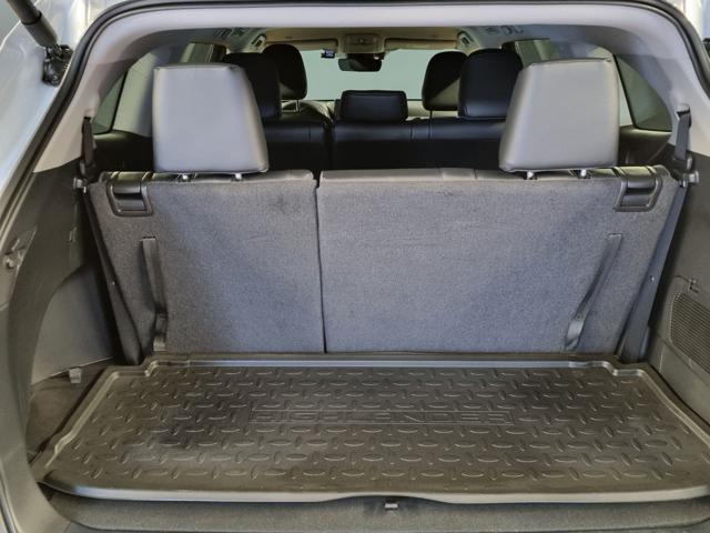 TOYOTA Highlander AWD-I LOUNGE 7 POSTI