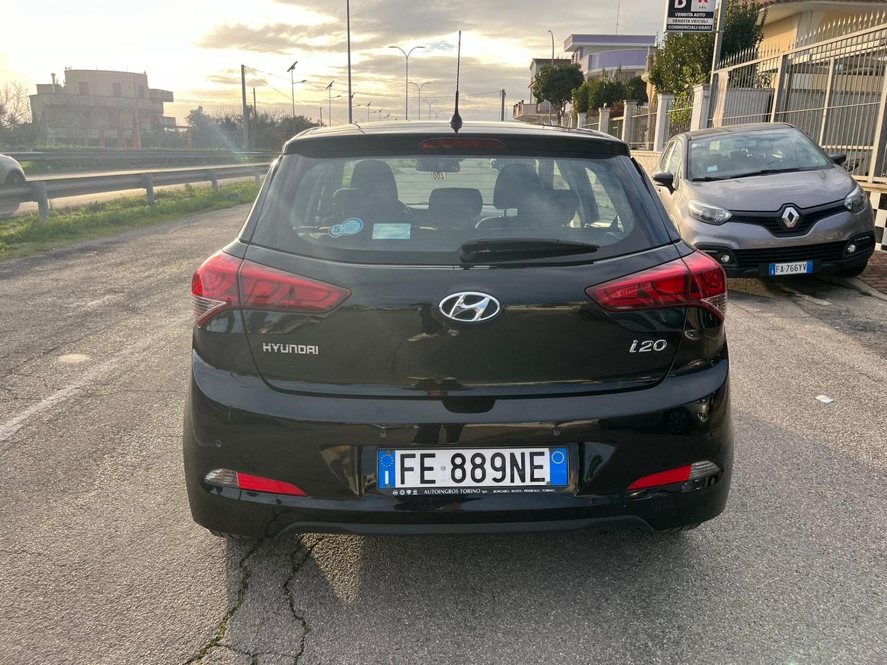 Hyundai i20 1.1 CRDi 12V 5 porte Comfort Unipro 2016