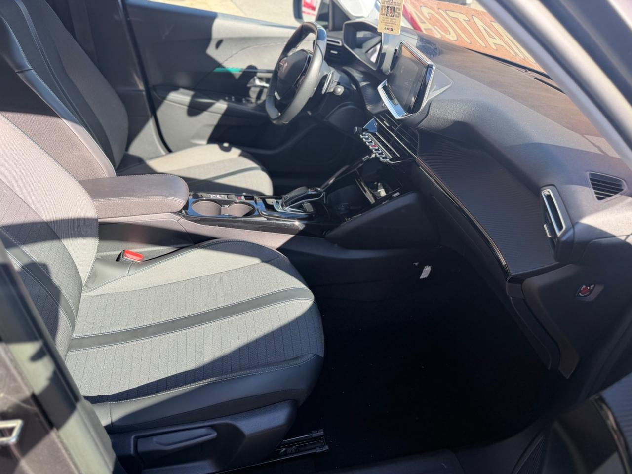 Peugeot 2008 BlueHDi 130 S&S EAT8 GT Pack