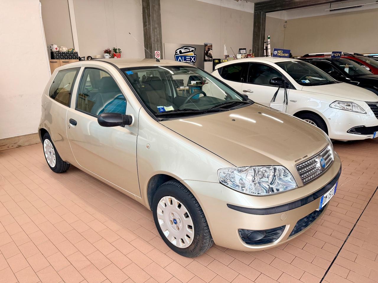 Fiat Punto 1.2benzina 60cv solo 37.000km