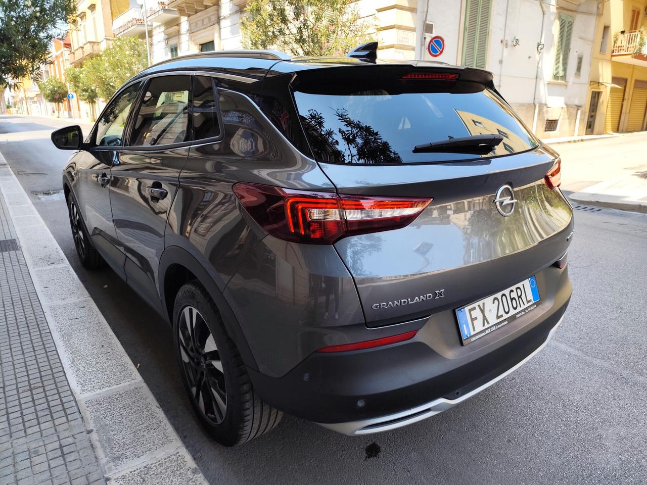Opel Grandland X 1.5 diesel Ecotec 130CV PERFETTA