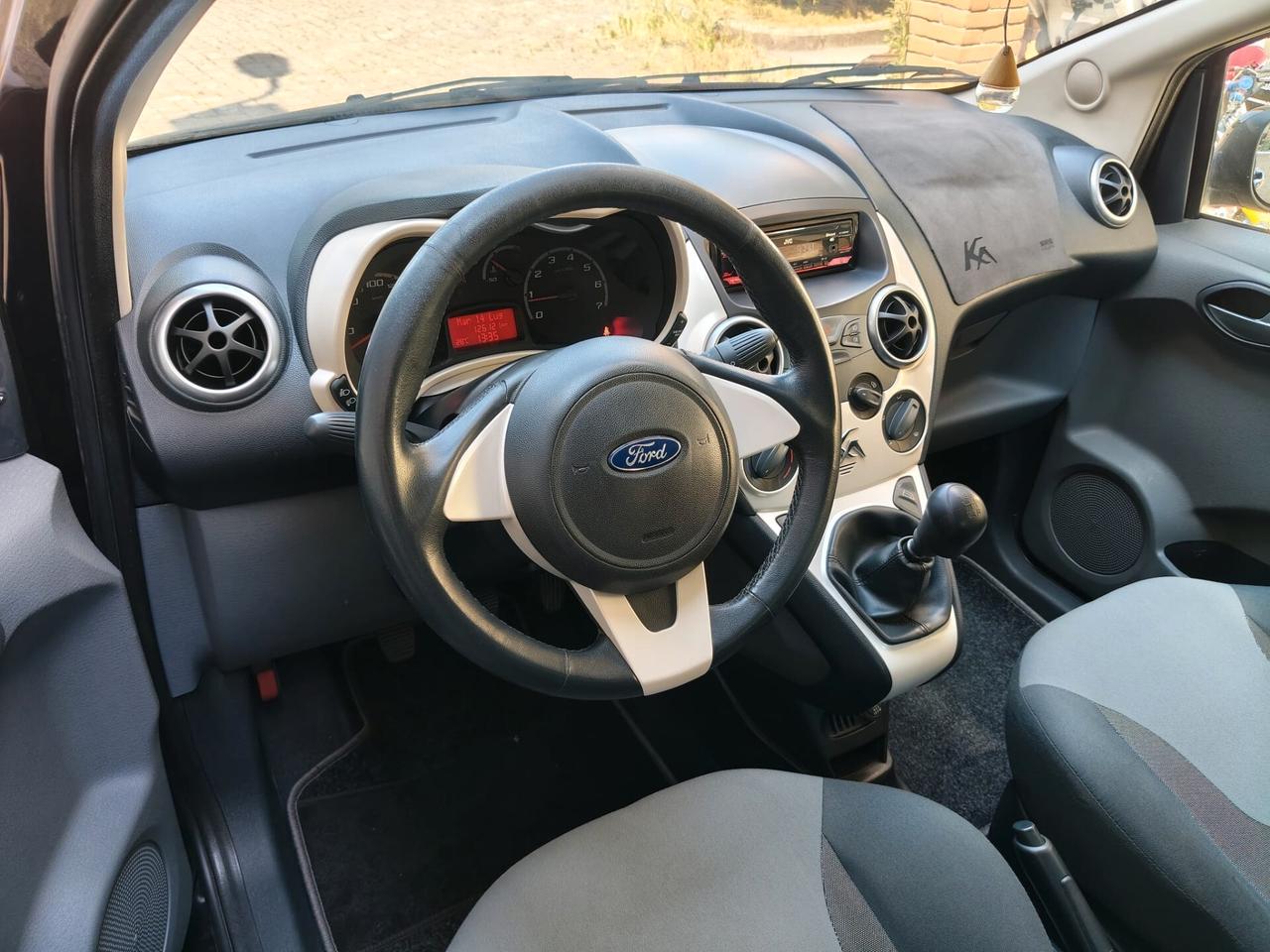 Ford Ka 1.3 TDCi 75CV Titanium cDPF