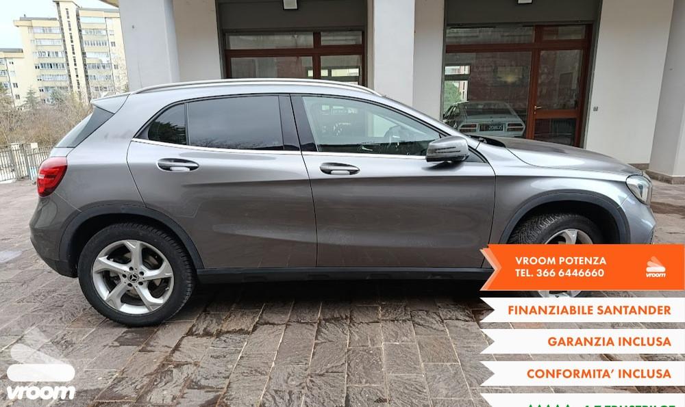 MERCEDES GLA (X156) GLA 200 d Automati...