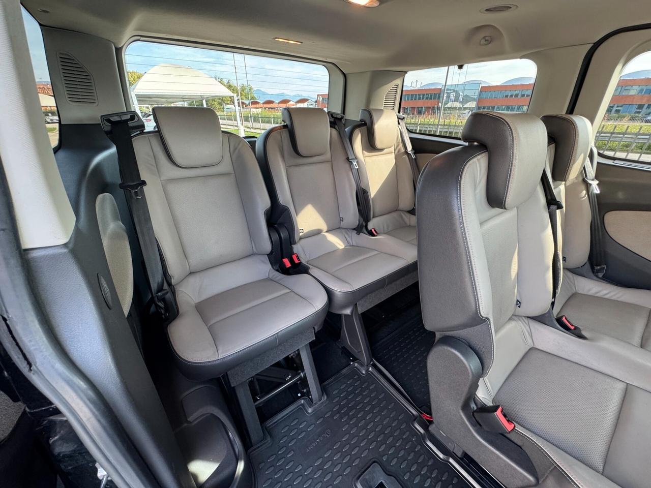 Ford Tourneo Custom Tit 2.0 TDCi 170CV Automatico PC 8posti