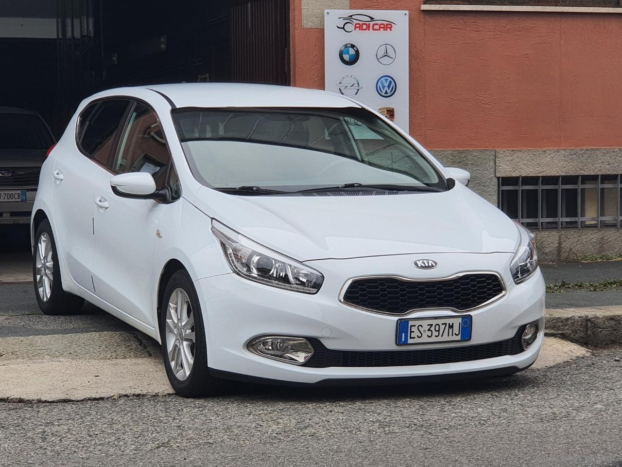 KIA cee d 1.4 GPL 5p. Cool