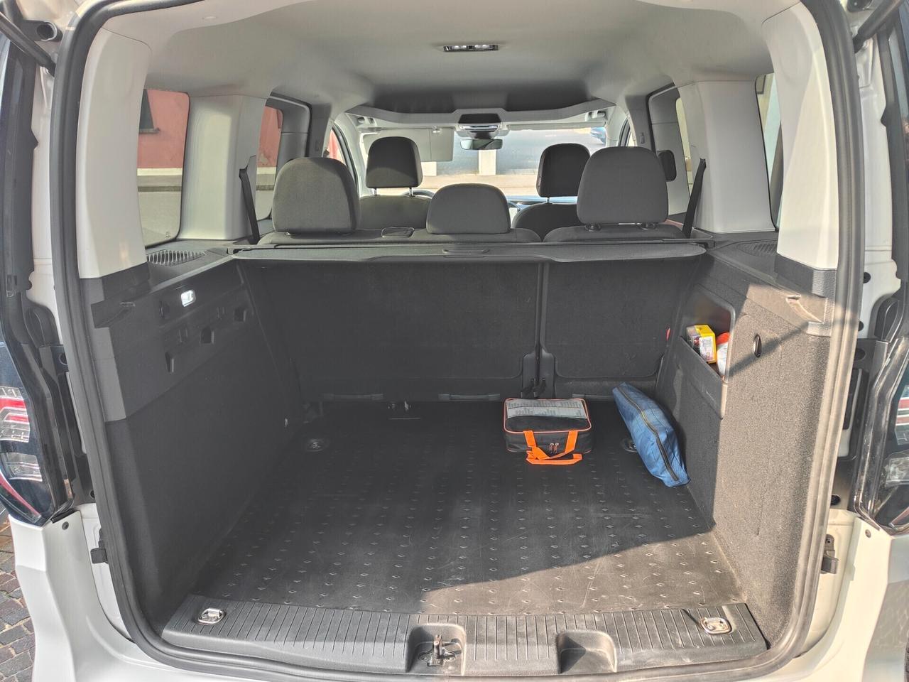 Volkswagen Caddy 2.0 TDI 122 CV DSG Style