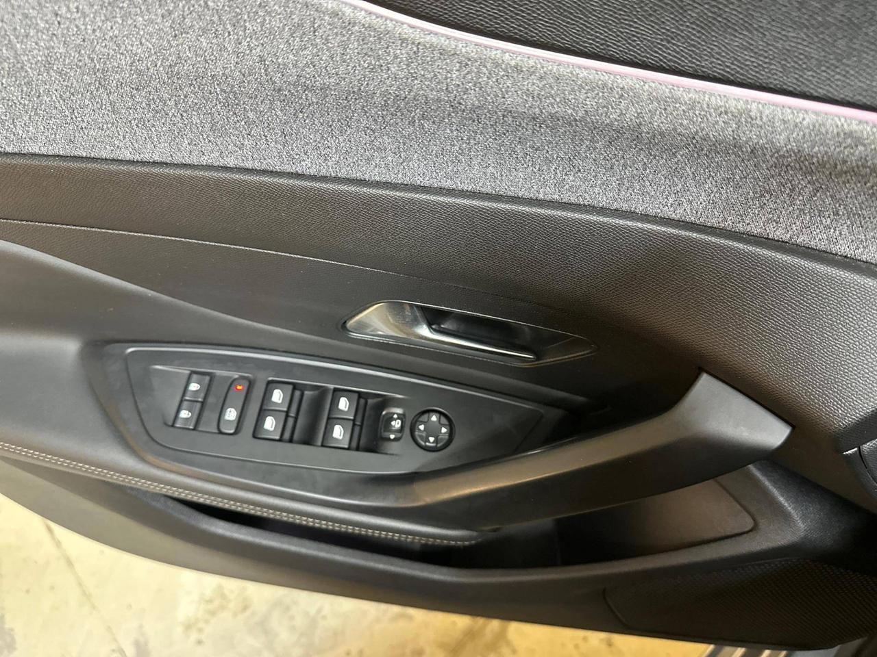 Peugeot 308 SW 1.5 bluehdi Allure 130cv