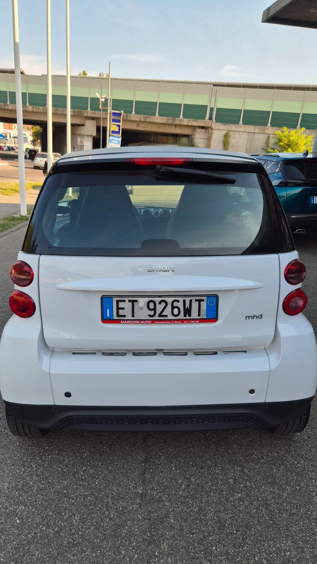 Smart ForTwo 1000 45 kW MHD coupé pure