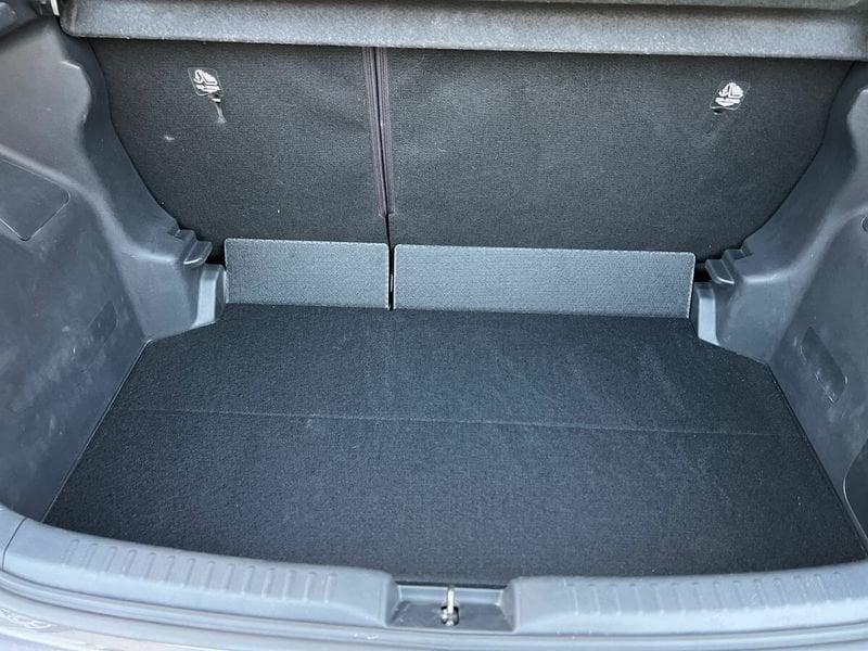 Toyota Yaris Hybrid Trend MY22