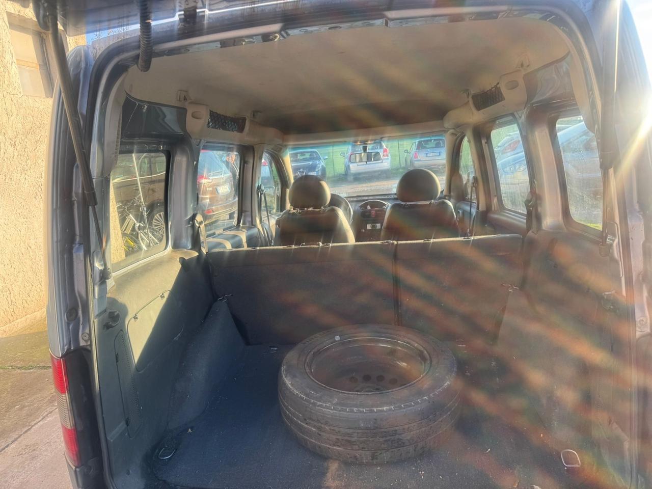 Opel Combo 1.6 EcoM 4p. Van Vetrato