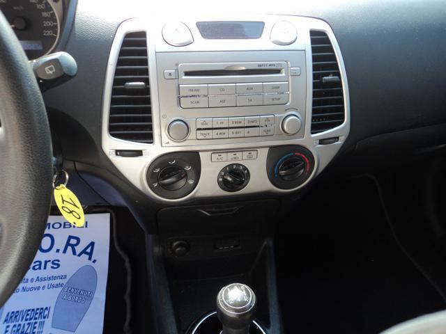 HYUNDAI i20 1.2 5p. Sound Edition