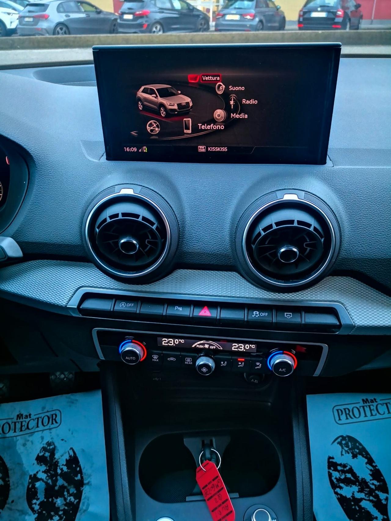 Audi Q2 30 TDI Business ***COCKPIT DISPLAY***KEYLESS***