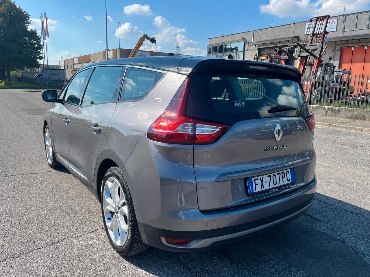 Renault Grand scenic TCe 140 CV