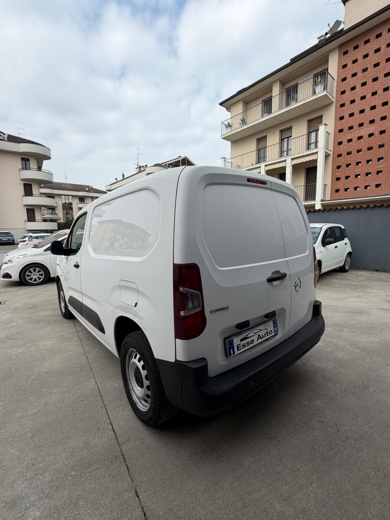 Opel Combo Cargo 1.5 Diesel PC 1000kg