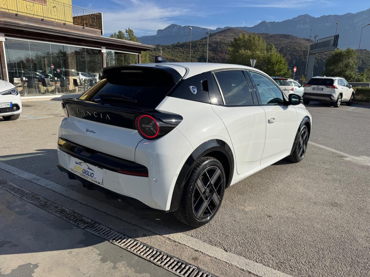 Lancia Ypsilon Hybrid e-DCT Edizione Cassina NO VINCOLO FINANZIAMENTO