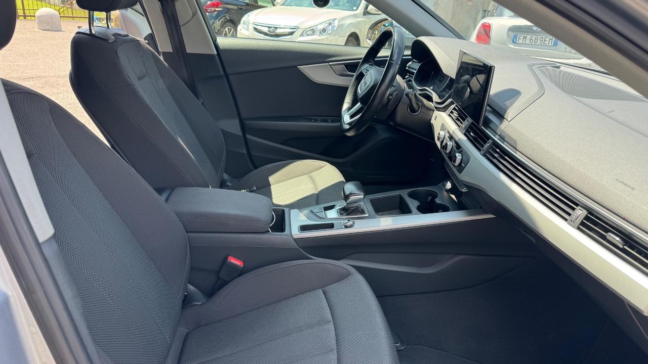 Audi A4 Avant 35 TDI/163 CV S tronic Business Advanced