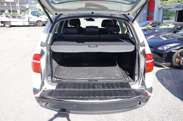 BMW X5 3.0d cat Futura 8 CERCHI 8 GOMME