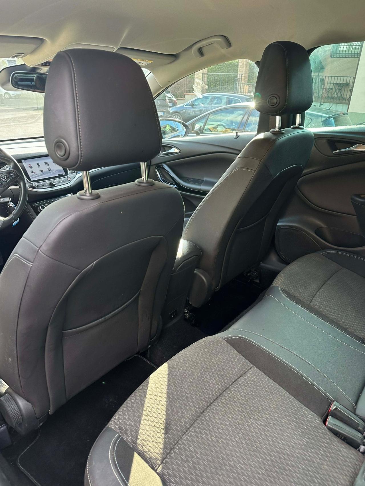 Opel ASTRA PREMIUM KMCERT GARANZ UNICOPR