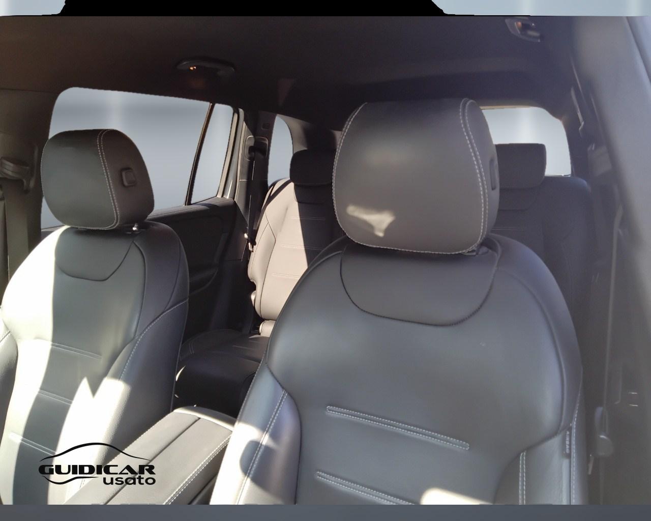 Mercedes-Benz GLB - X247 2019 - GLB 200 d Premium auto