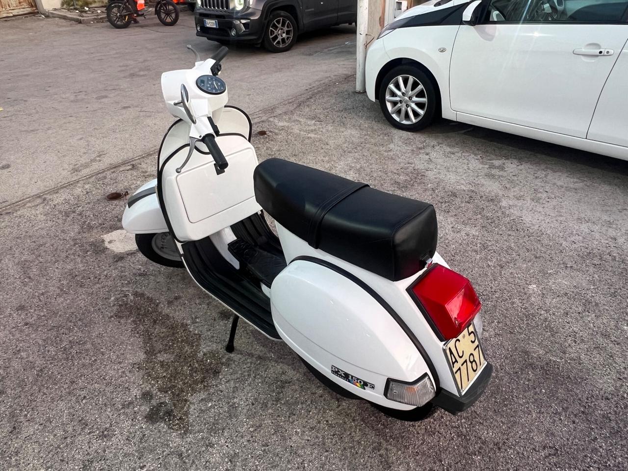 Piaggio Vespa 150 PX E DOCUMENTI ORIGINALI D’EPOCA PERFETTA !!!