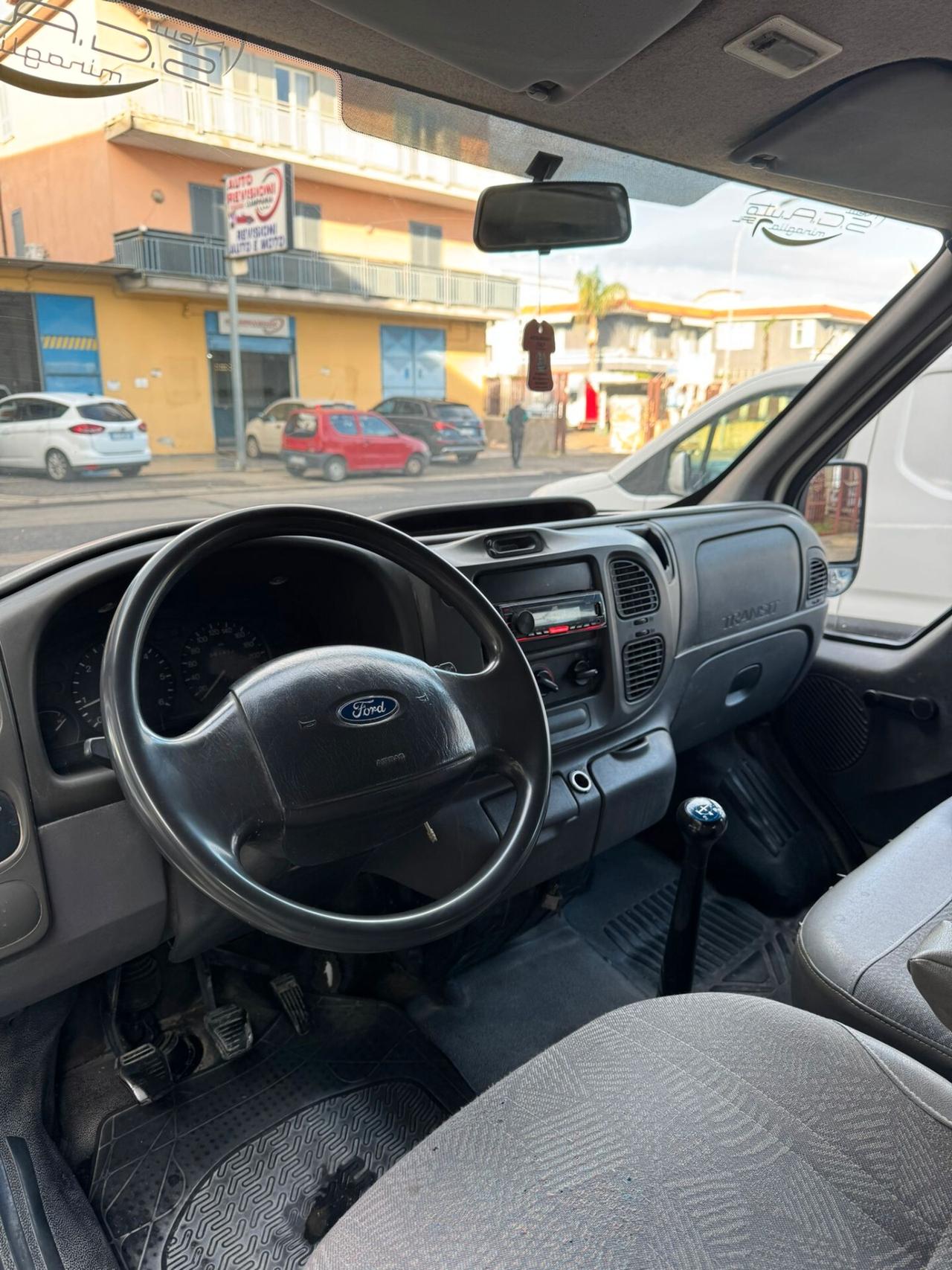 Ford Transit Doppia Cabina