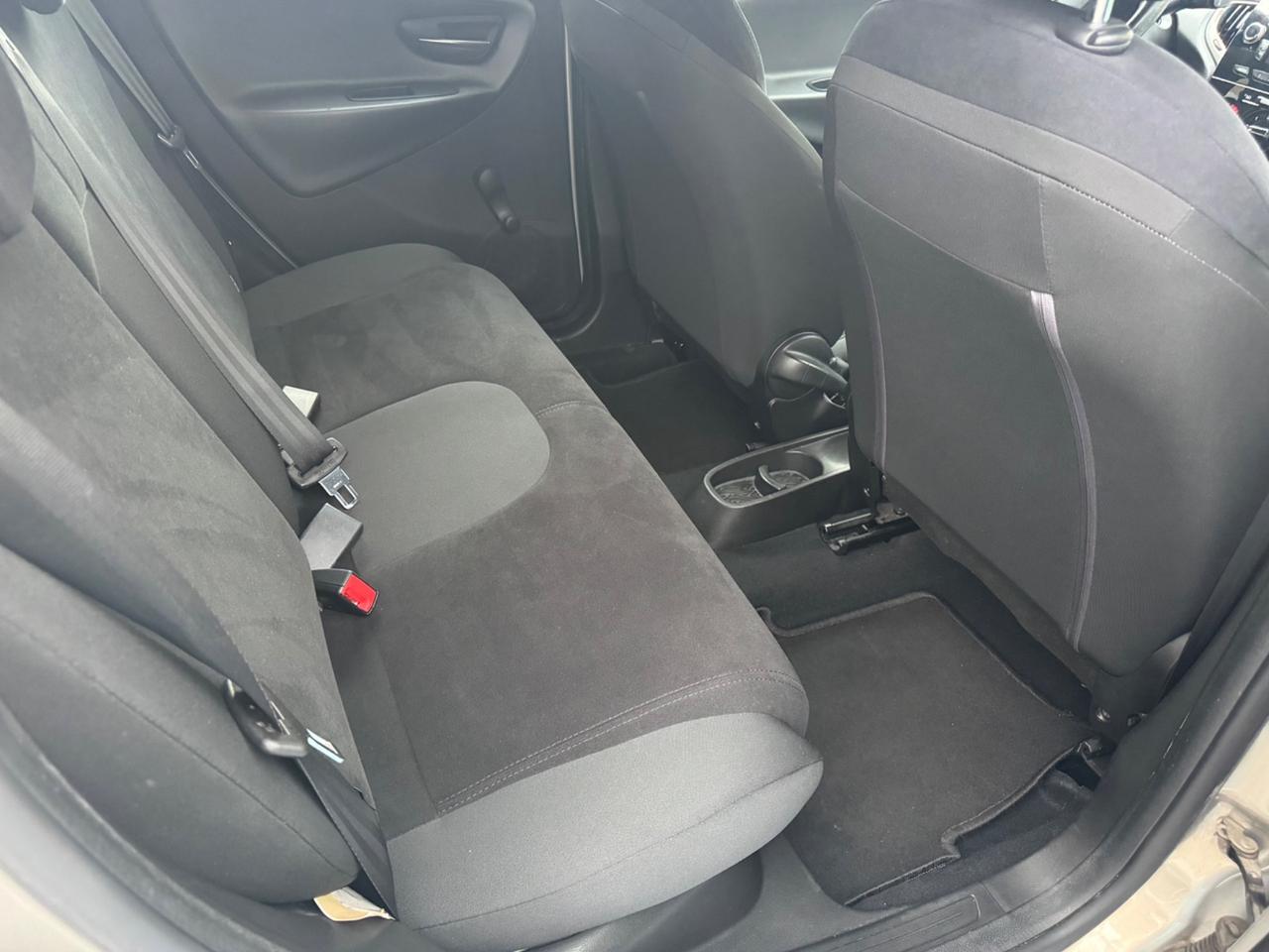 Lancia Ypsilon 1.2 69 CV 5 porte Platinum