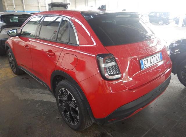 FIAT 600 Hybrid 110 CV DCT MHEV La Prima