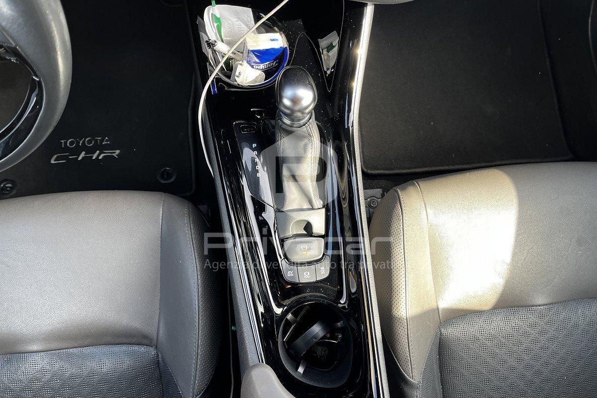 TOYOTA C-HR 1.8 Hybrid E-CVT Lounge