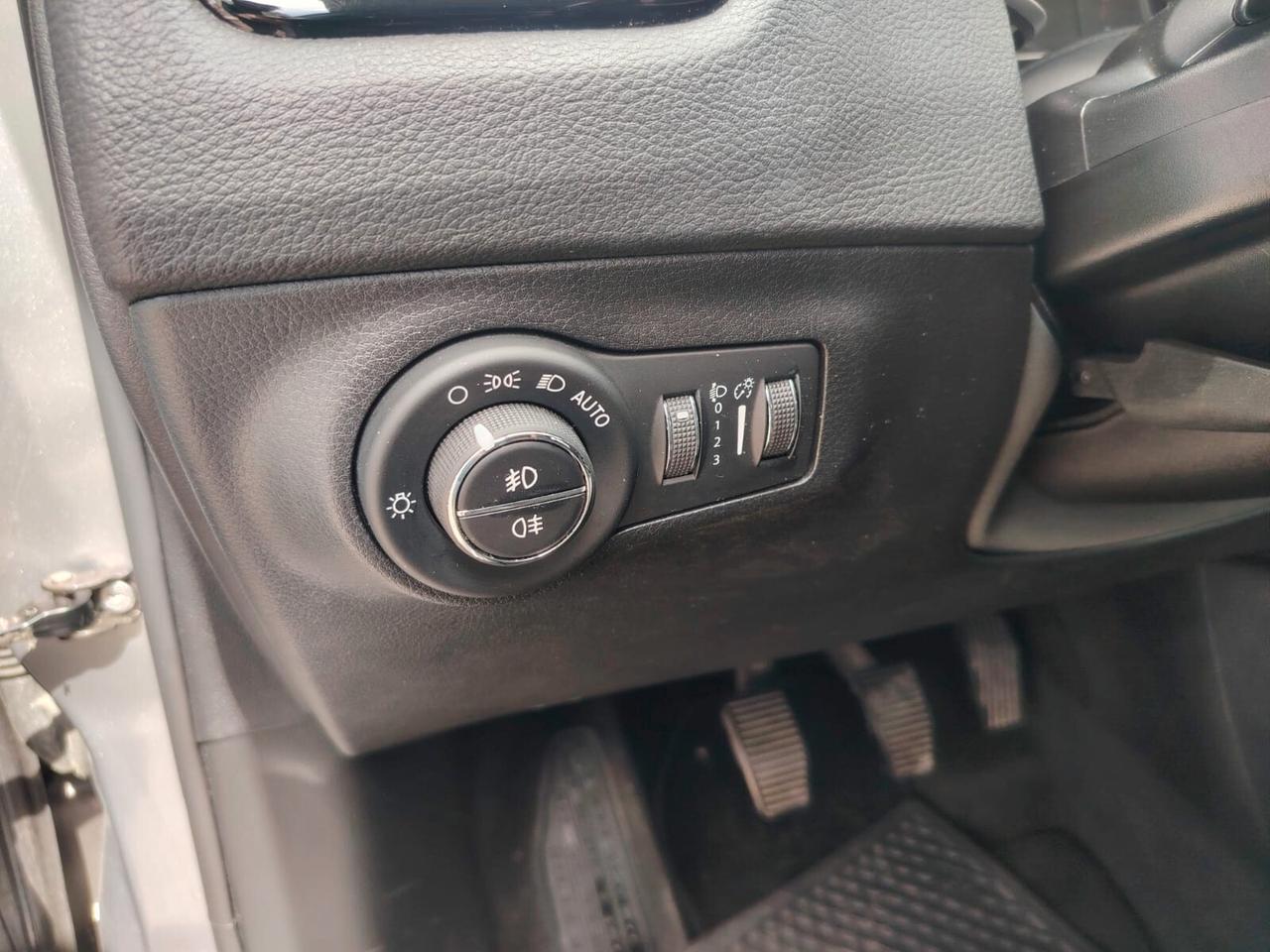 Jeep Compass 1.6 Multijet II 2WD Night Eagle