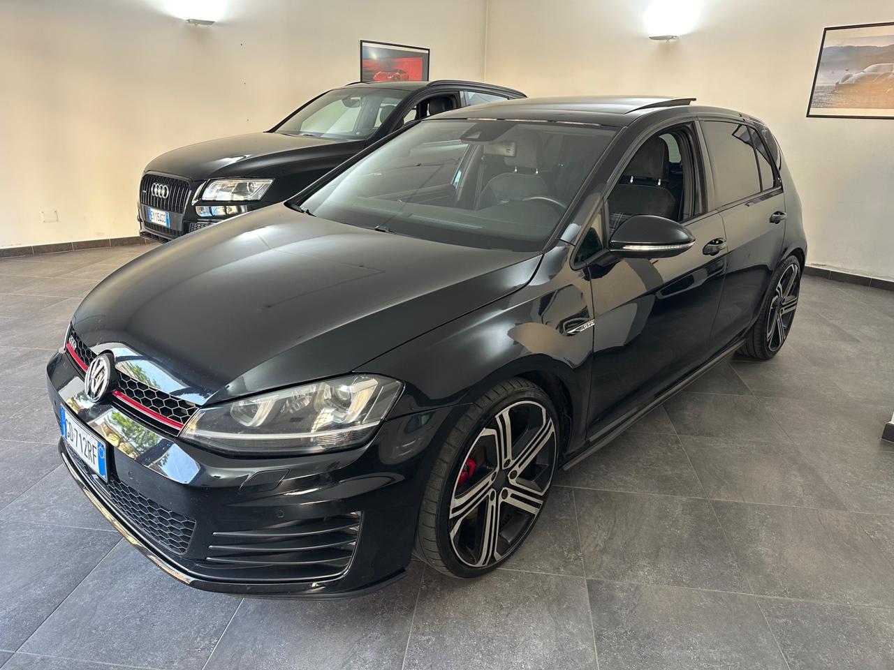 Volkswagen Golf 2.0 TDI DSG 5p. Highline BlueMotion Technology