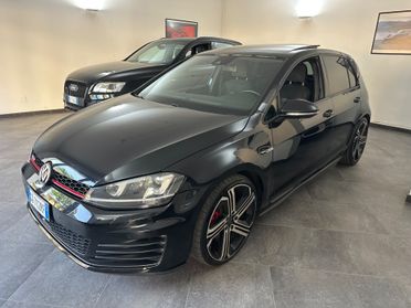 Volkswagen Golf 2.0 TDI DSG 5p. Highline BlueMotion Technology