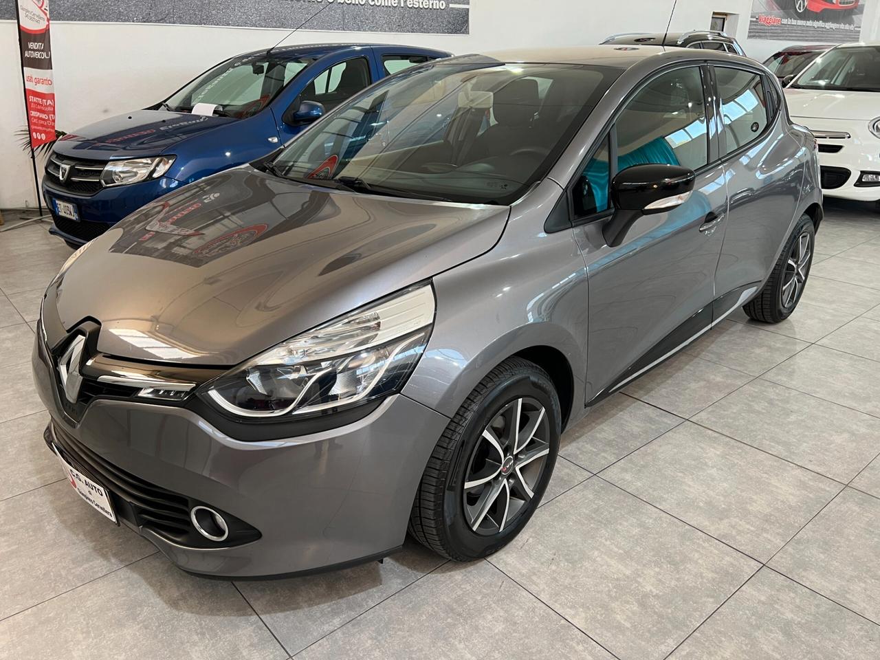 Renault Clio 1.2 73 CV GPL - LIVE - 2013