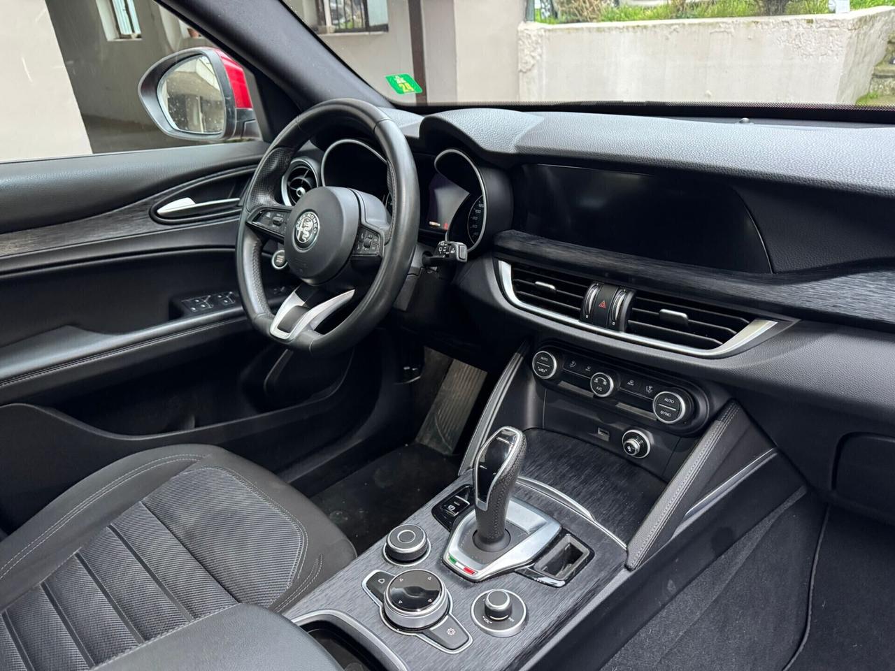 Alfa Romeo Stelvio 2.2 Turbodiesel 160 CV AT8 RWD Business