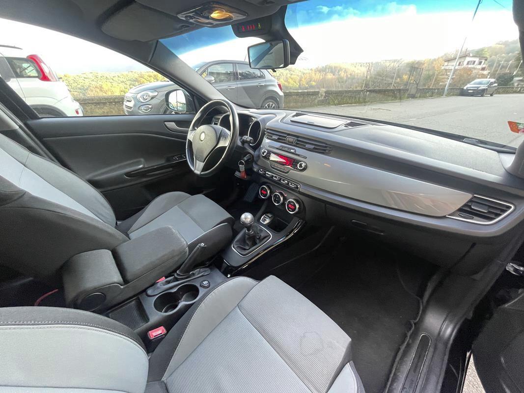 Alfa Romeo Giulietta 2.0 JTDm-2 140 CV Distinctive