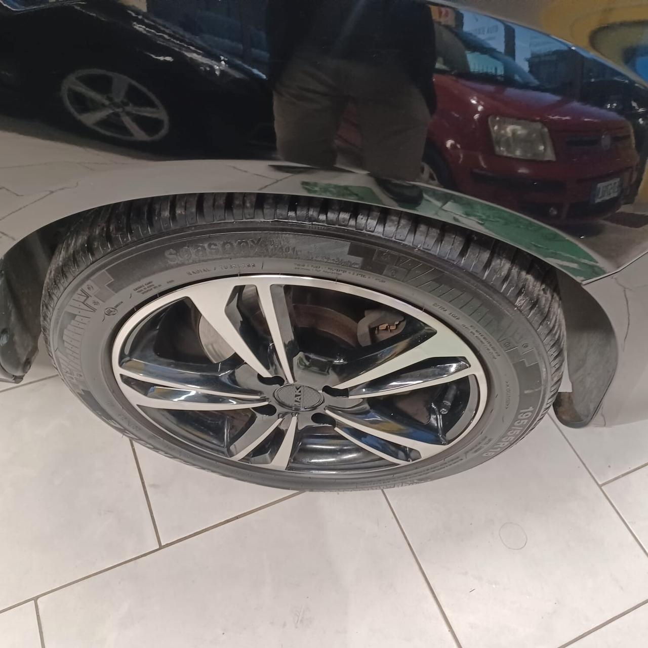 24 MESI DI GARANZIA B-MAX 1.4 GPL PERFETTO