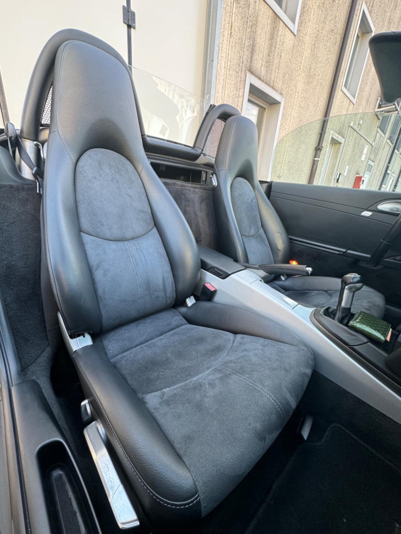 Porsche Boxster 2.7