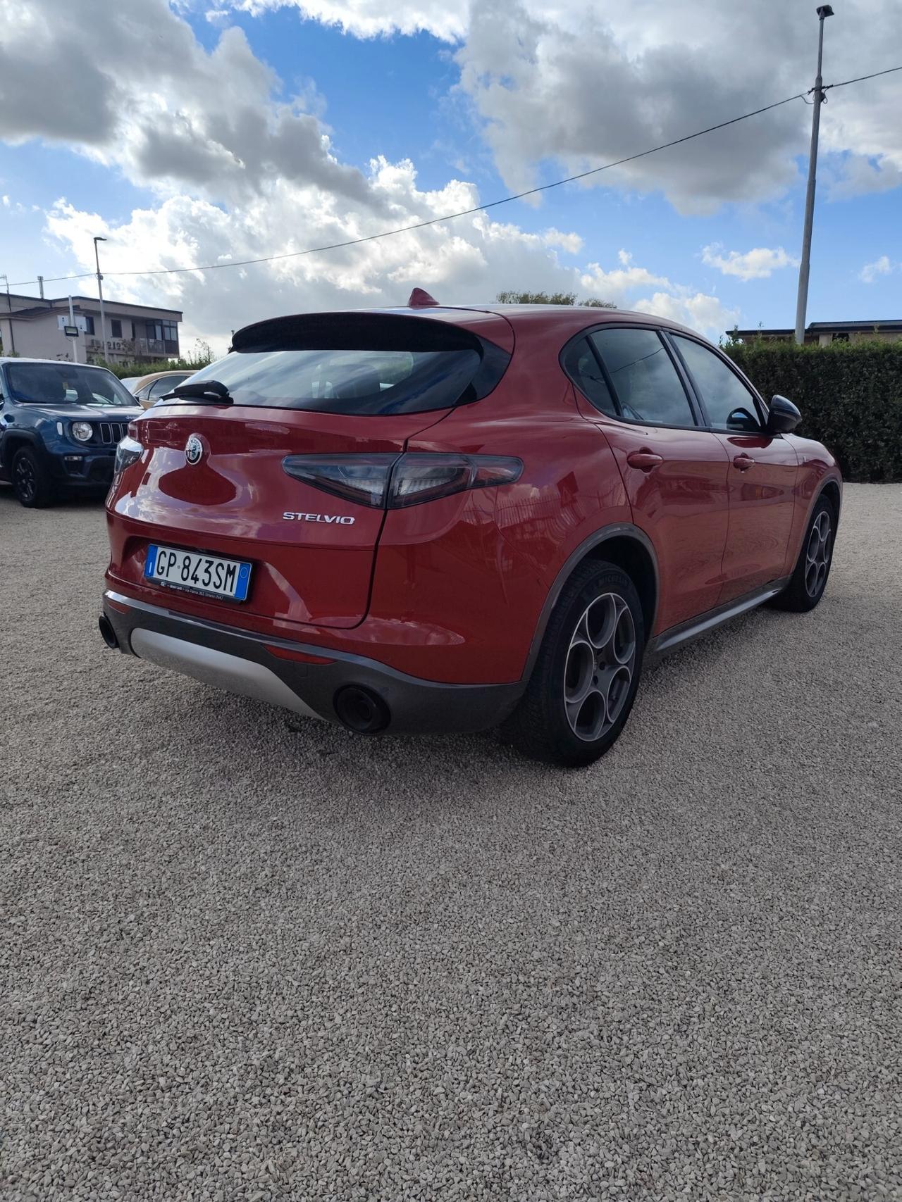 Alfa Romeo Stelvio 2.2 Turbodiesel 210 CV AT8 Q4 Ti