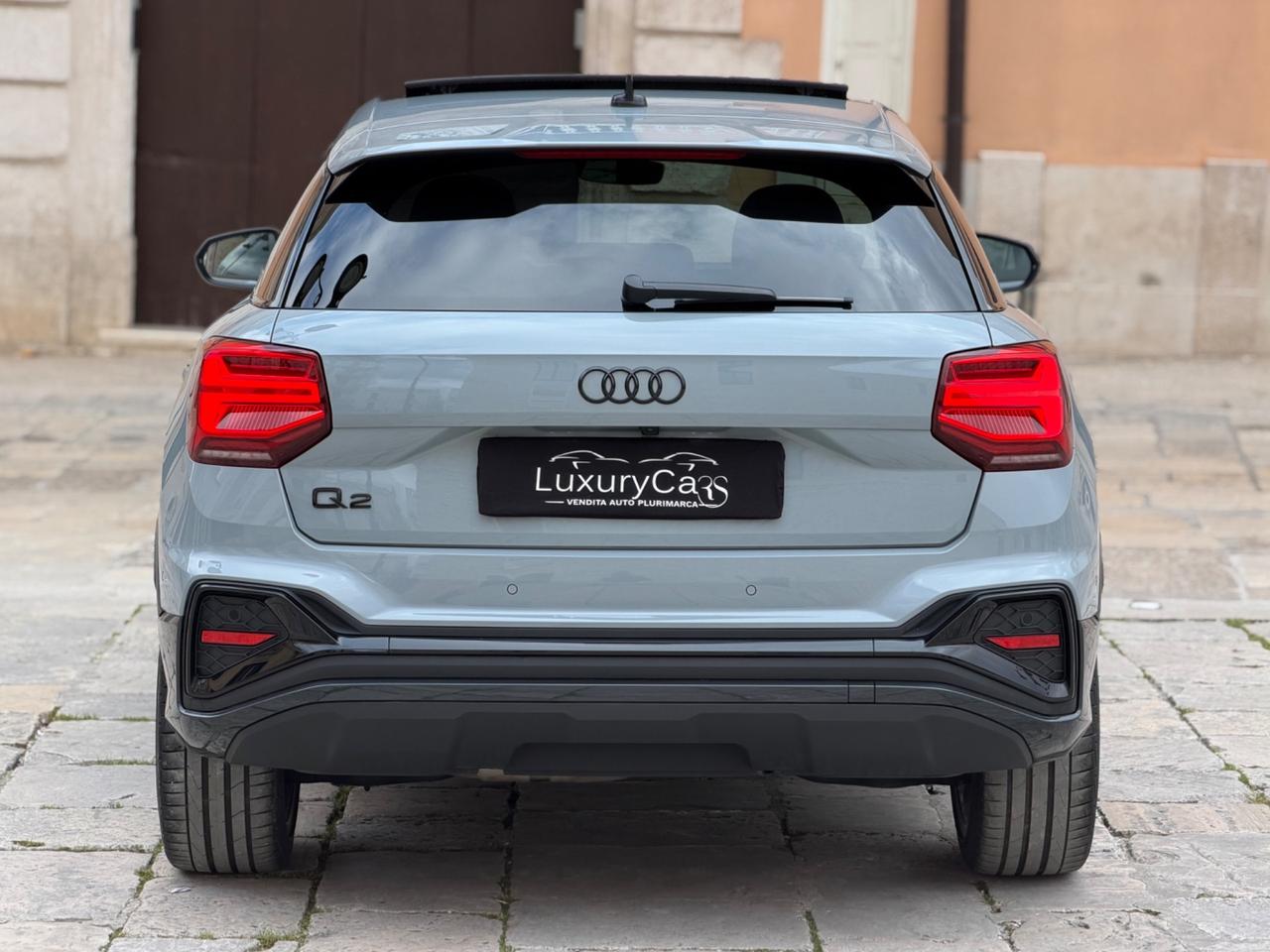 Audi Q2 35 TDI QUATTRO S-TRONIC S-LINE IDENTITY BLACK