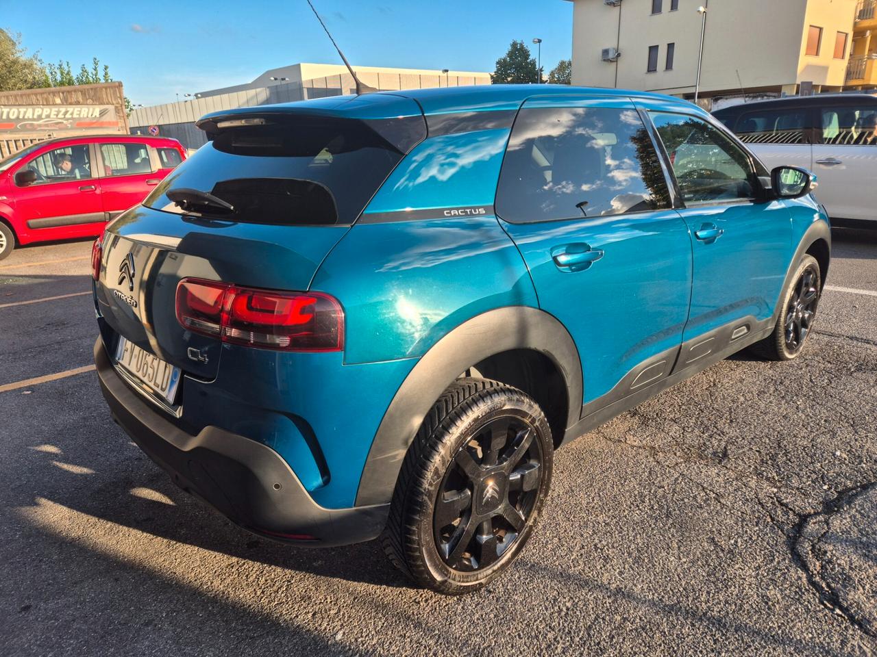 Citroen C4 Cactus BlueHDi 100 S&S Shine