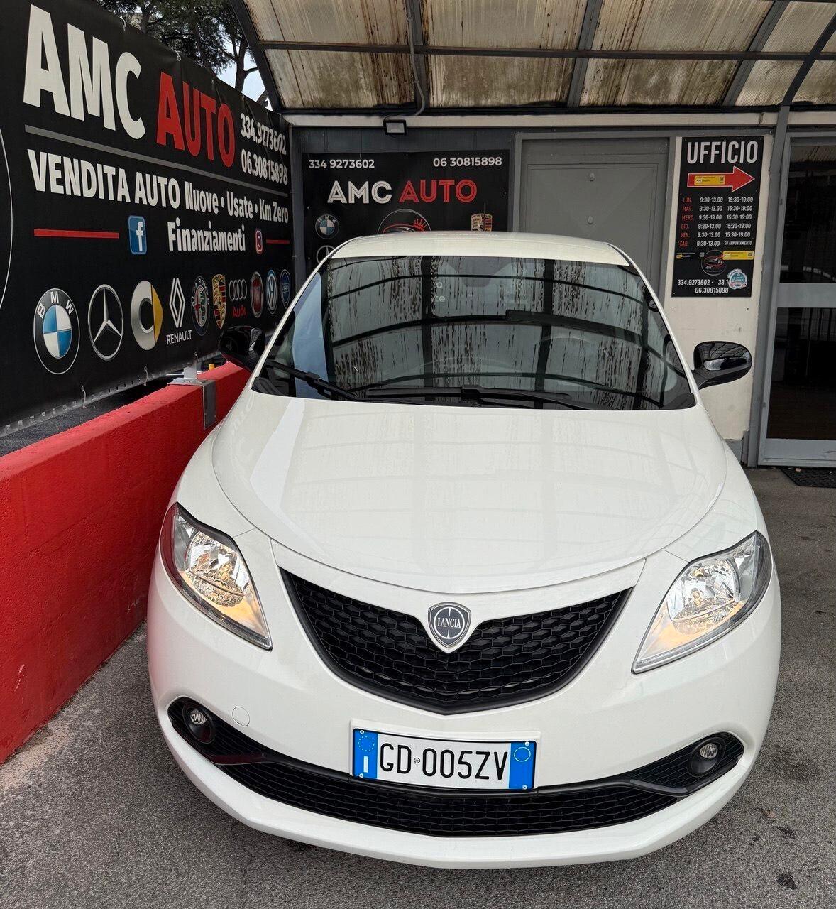 Lancia Ypsilon 1.0 FireFly 5 porte S&S Hybrid Ecochic Gold