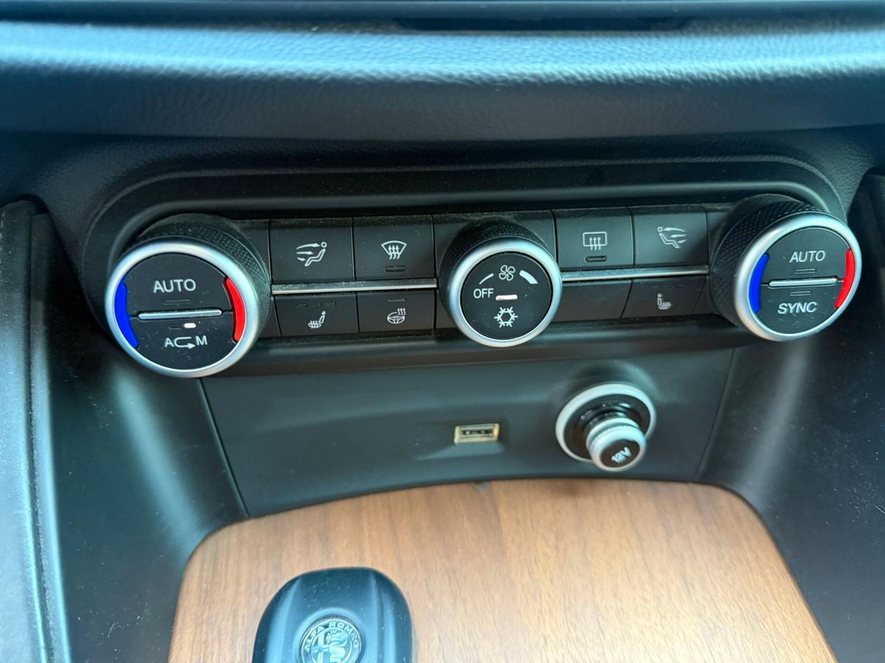 ALFA ROMEO STEVIO 2.2 210CV 2018 12 MESI DI GARANZIA