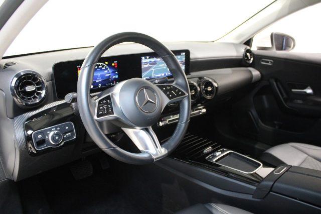 MERCEDES-BENZ A 180 d Auto Advanced Navi