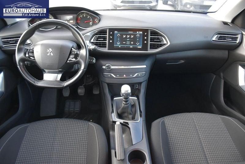 Peugeot 308 308 1.5 bluehdi Business s&s 130cv